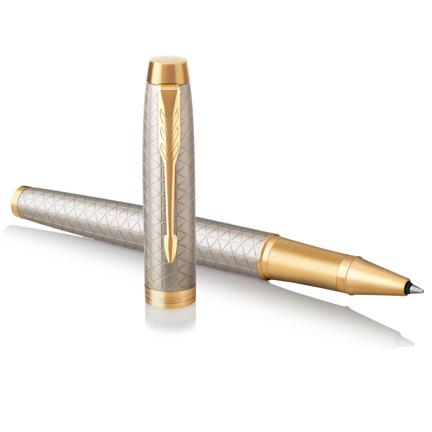 Coffret Parker IM Duo | Stylo Plume, stylo bille et étui à Stylo | Finition acier inoxydable avec garnitures chromées | Pointe moyenne | Recharges d’encre bleue | Le cadeau de fin d’études idéal