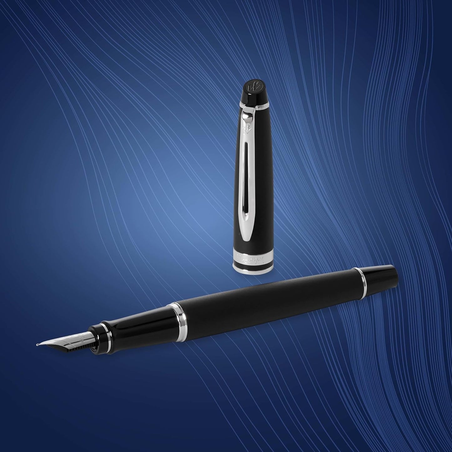 WATERMAN Expert Stylo Plume | Noir Brillant avec attributs dorés à l'or Fin 23 k | Plume Fine | Coffret Cadeau