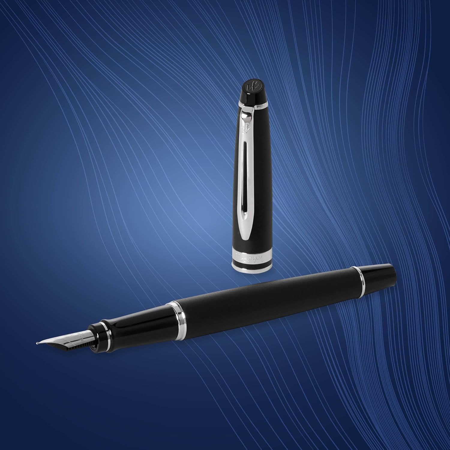 WATERMAN Expert Stylo Plume | Noir Brillant avec attributs dorés à l'or Fin 23 k | Plume Fine | Coffret Cadeau